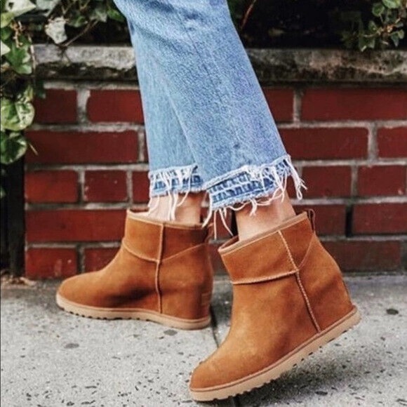 UGG Classic Femme Mini Wedge Bootie Chestnut Brown Boots Women's US Size 12 - Picture 7 of 12